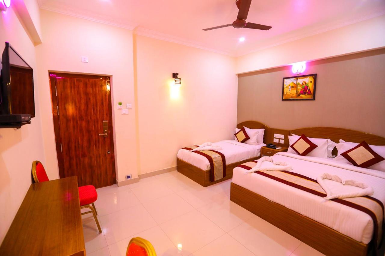 Hotel Nitheesh Residency Kanchipuram Exteriér fotografie