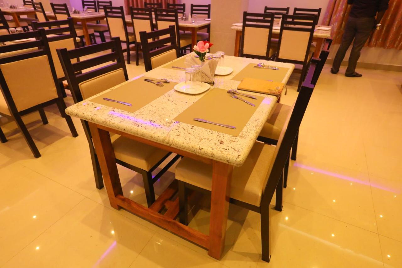 Hotel Nitheesh Residency Kanchipuram Exteriér fotografie
