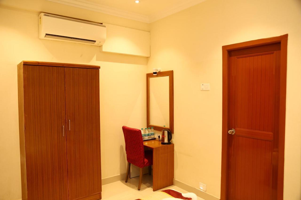Hotel Nitheesh Residency Kanchipuram Exteriér fotografie